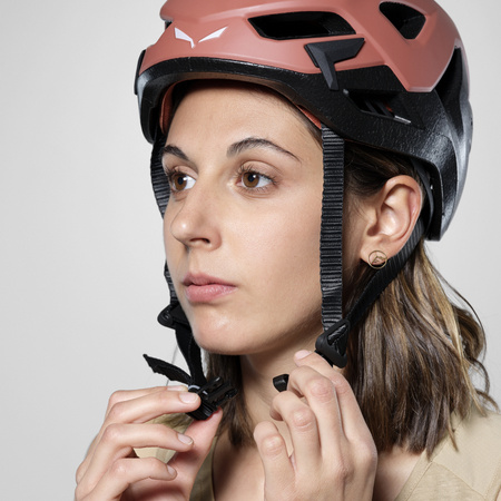 Kask wspinaczkowy unisex Salewa ARIA brązowy 00-0000072300_1980