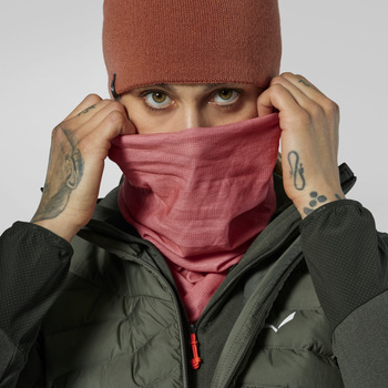 Chusta wielofunkcyjna unisex Salewa ICONO różowa 00-0000024885_6A41