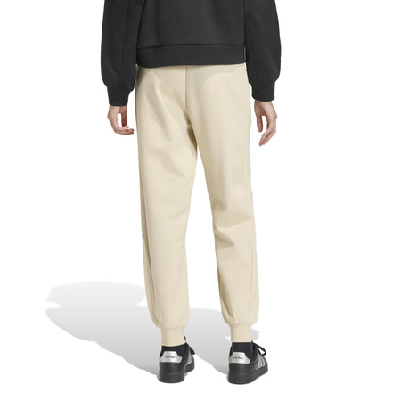 Spodnie dresowe damskie adidas Z.N.E. beżowe KC7713