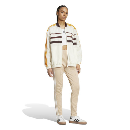 Spodnie dresowe damskie adidas ADICOLOR CLASSIC SST beżowe IZ2837