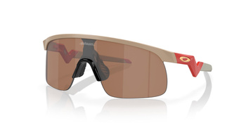 Okulary przeciwsłoneczne dziecięce Oakley RESISTOR brązowe OJ9010-17