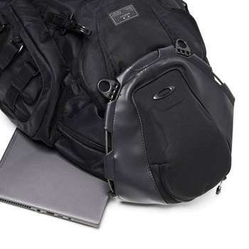 Plecak miejski unisex Oakley KITCHEN SINK 34 L czarny FOS92060A-013