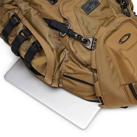 Plecak miejski unisex Oakley KITCHEN SINK 34 L brązowy FOS92060A-84U