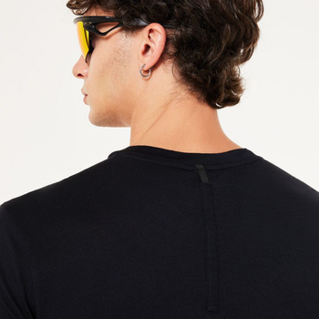 Koszulka rowerowa męska Oakley SEEKER FLOW czarna FOA406786-02E