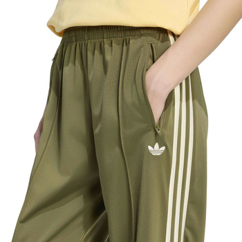 Spodnie dresowe damskie adidas FIREBIRD zielone KG3710