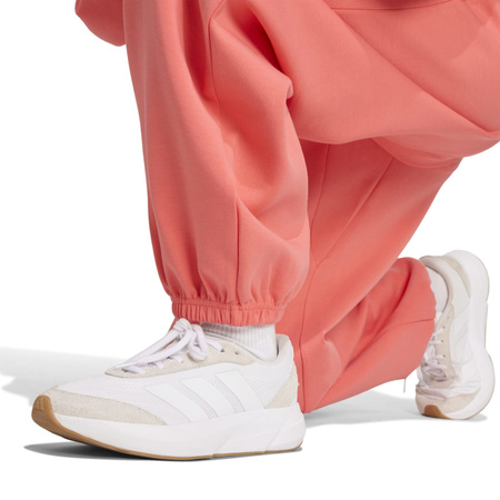 Spodnie dresowe damskie adidas ALL SZN różowe KD9773