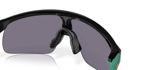 Okulary przeciwsłoneczne dziecięce Oakley RESISTOR czarne OJ9010-20