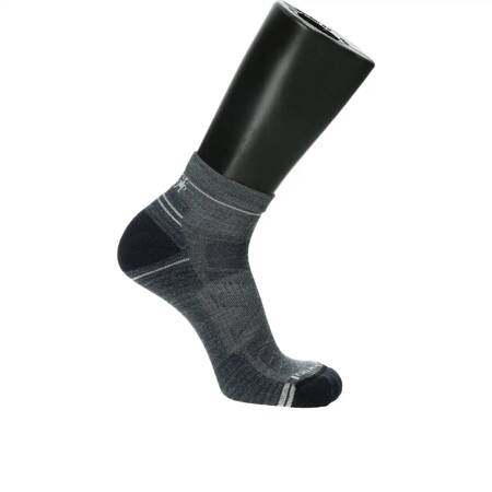 Skarpety trekkingowe męskie Smartwool HIKE LIGHT CUSHION ANKLE wielokolorowe 01611-052