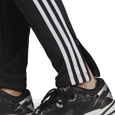 Spodnie dresowe damskie adidas ORIGINALS Adicolor SST czarne IB5916