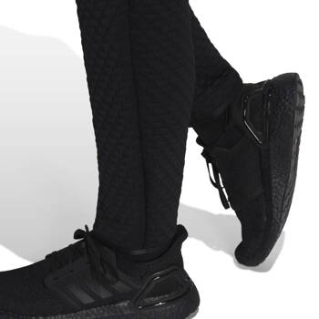 Spodnie dresowe damskie adidas SPORTSWEAR Z.N.E. czarne GT3721